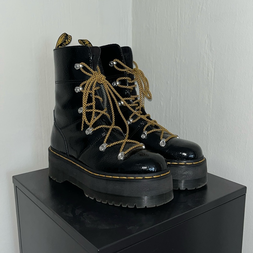 Doc marten ghilana max